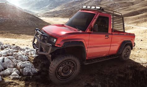 18 Photos. We break down the best small trucks to buy for 2022 in both the midsize and compact pickup classes. From Gladiator to …